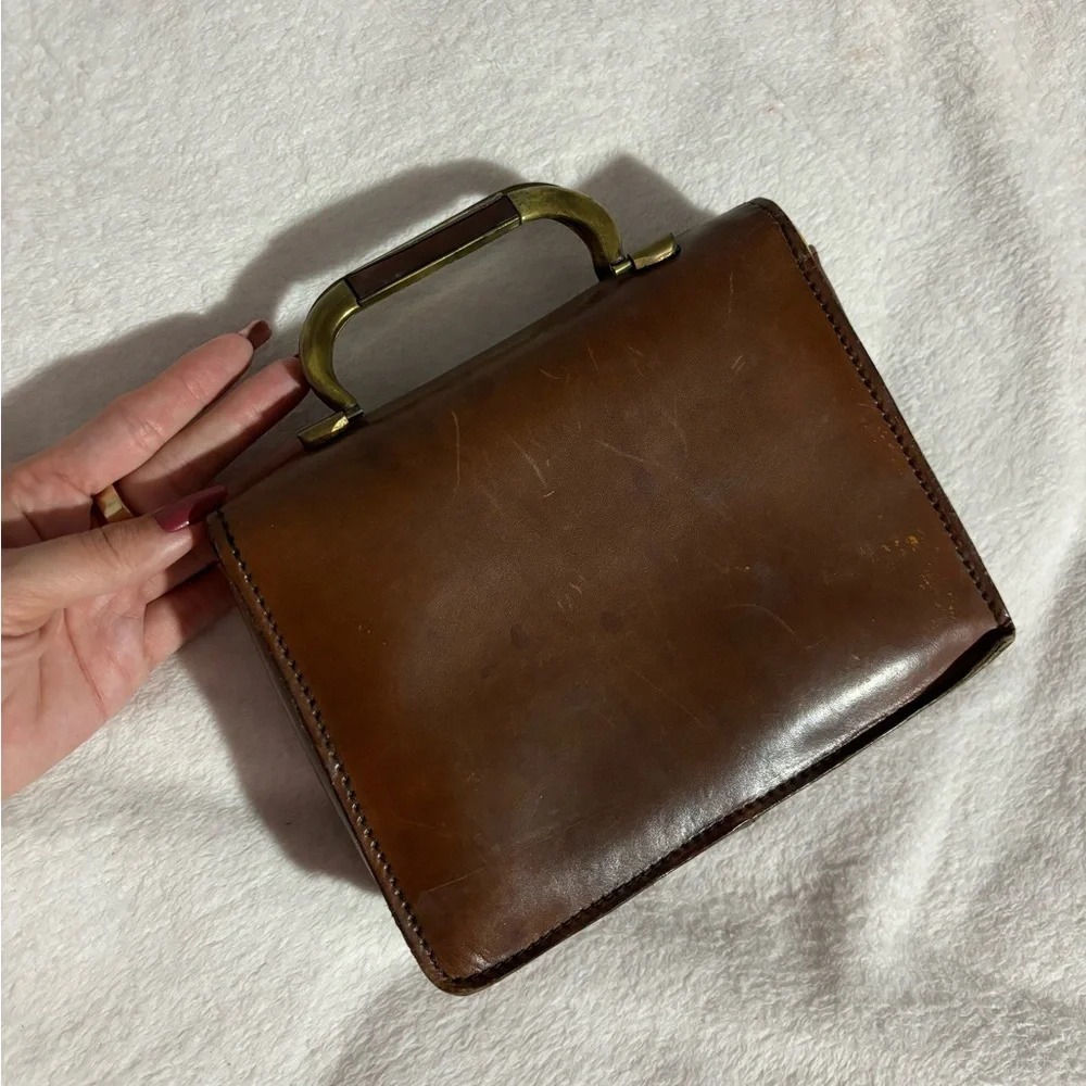 ✨ 50’S VINTAGE LUXURY BRASS HANDLE MINI PURSE GENUINE LEATHER RARE KELLY STYLE✨ - Picture 7 of 9